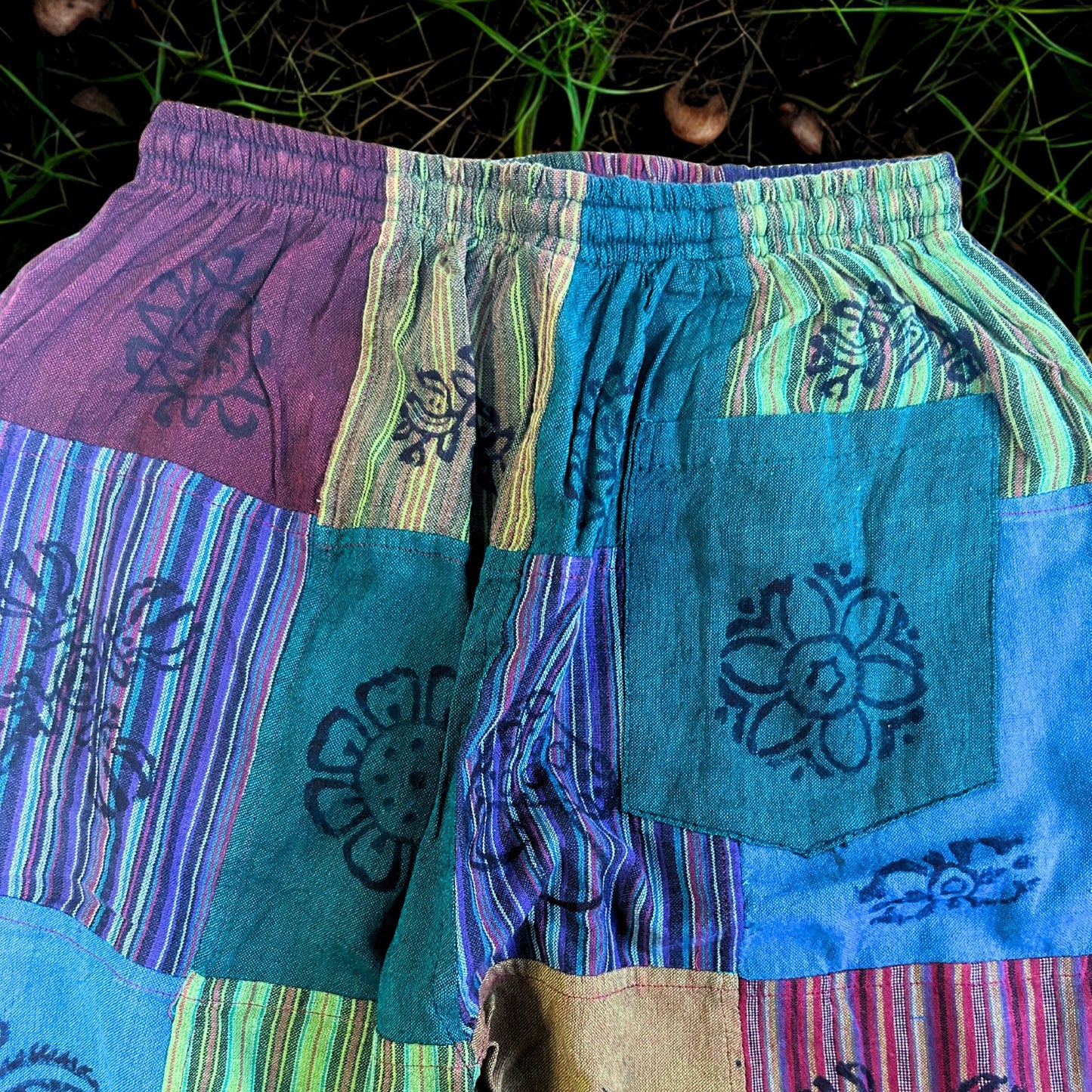 Sari Nómada - Pantalón Hongo - Diseños con Estampado en Bloque - Tonos Verdes (105x127cm) S/M