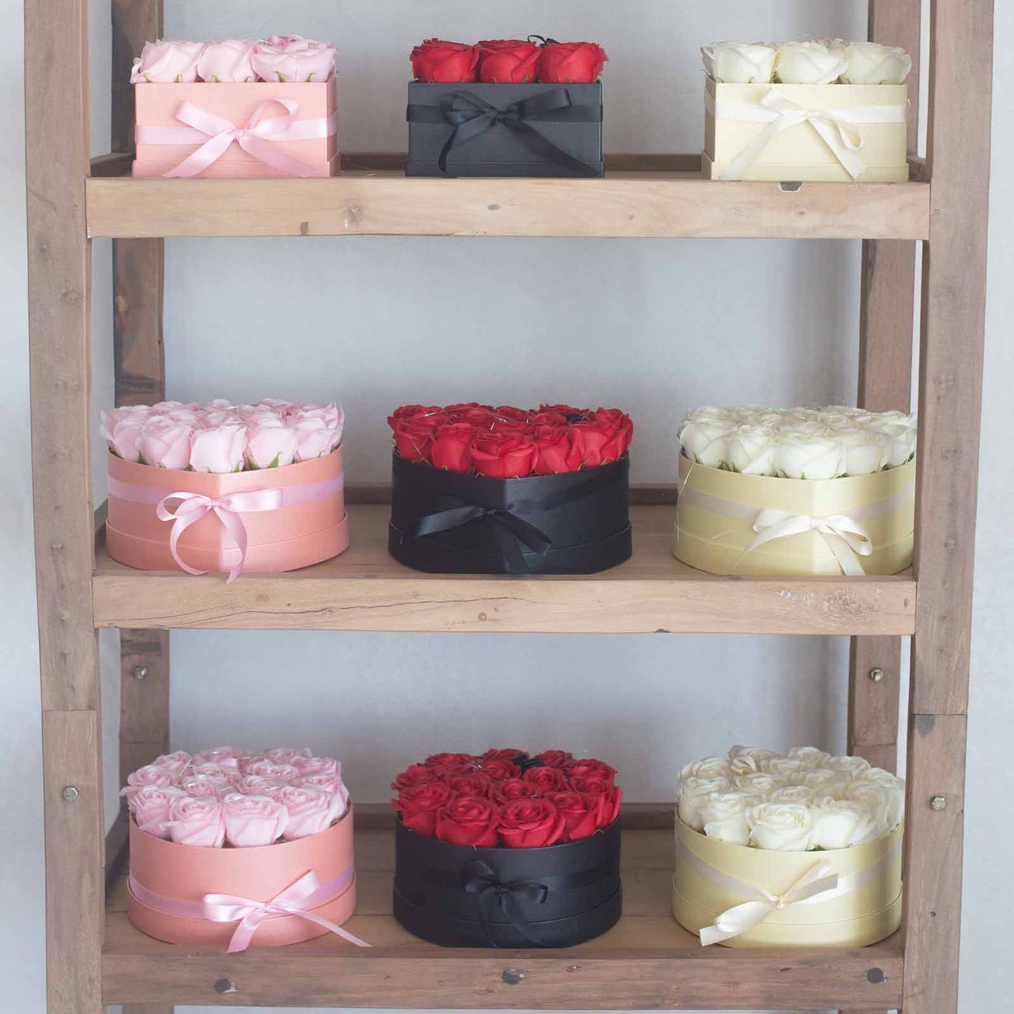 Caja de Regalo - Flor de Jabón  14 Rosas Rosas - ronda